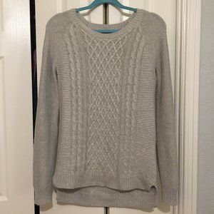 Gap sweater